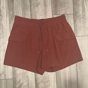 Old Navy Active Women's Drawstring Pocket Shorts - Rusty Red